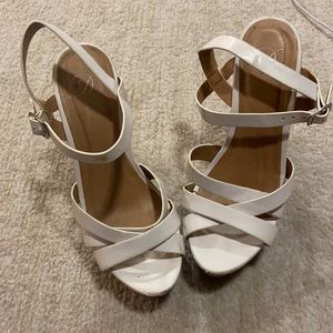 Cute white wedges worn, but in good condition